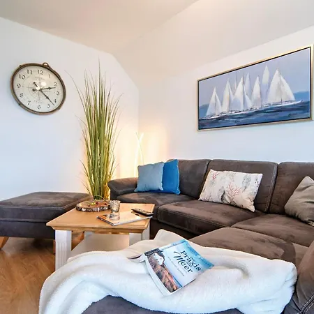 Fewo-raeuberhoehle-by-seeblick-ferien-oro-kamin-sauna-dusche