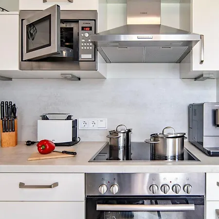 Fewo-raeuberhoehle-by-seeblick-ferien-oro-kamin-sauna-dusche