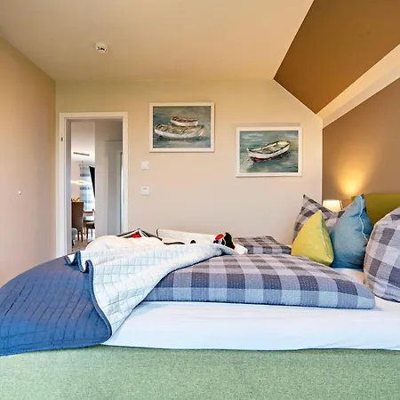 Fewo-raeuberhoehle-by-seeblick-ferien-oro-kamin-sauna-dusche Olpenitz